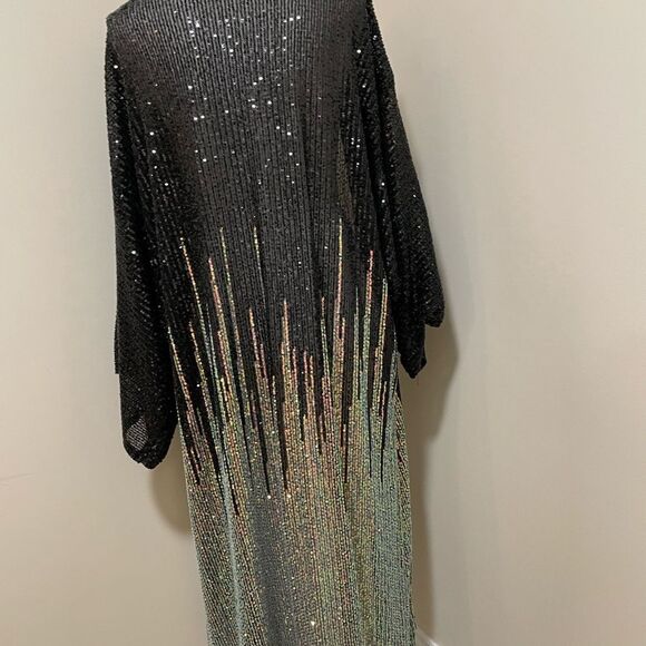New Free People Party On Kimono
One size 
Retail $168
New never worn bef… - Picture 5 of 12